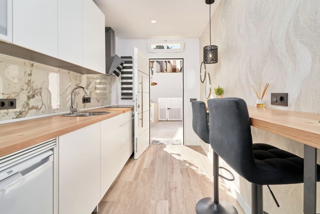 Aunt Maria House 50 1